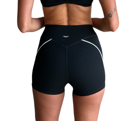 Knot Short