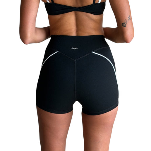 Knot Short