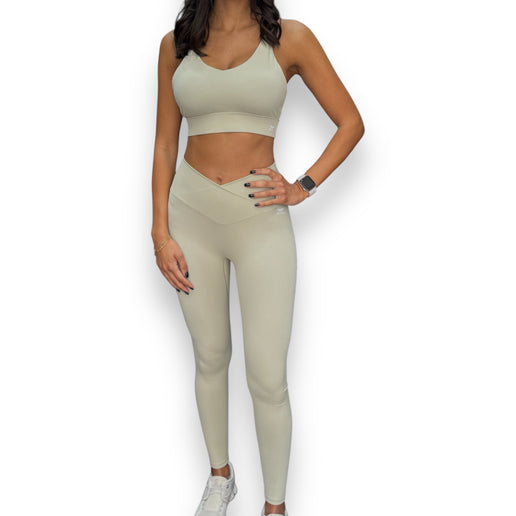 Slightly Thicker V-Leggings