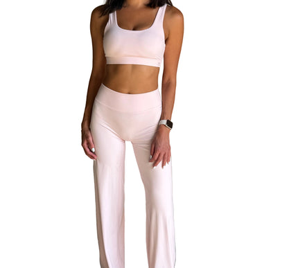 Cut-Out Back Sports Bra